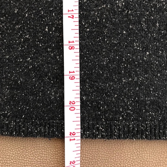 Reposted ♓️🅿️Banana Republic cotton silk turtleneck size S - Picture 4 of 6